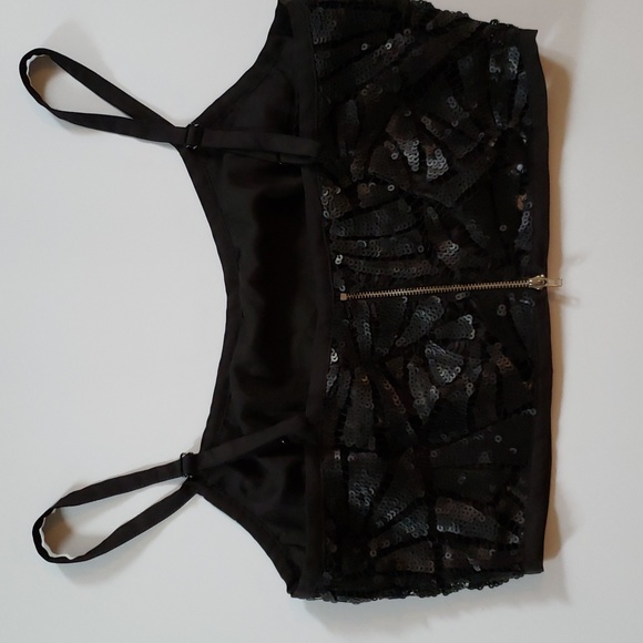 Forever 21 Matte Black Sequin Halter Crop Top Women's Small - Picture 2 of 8